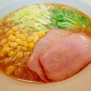 インスタントで　野菜たっぷり味噌ラーメン